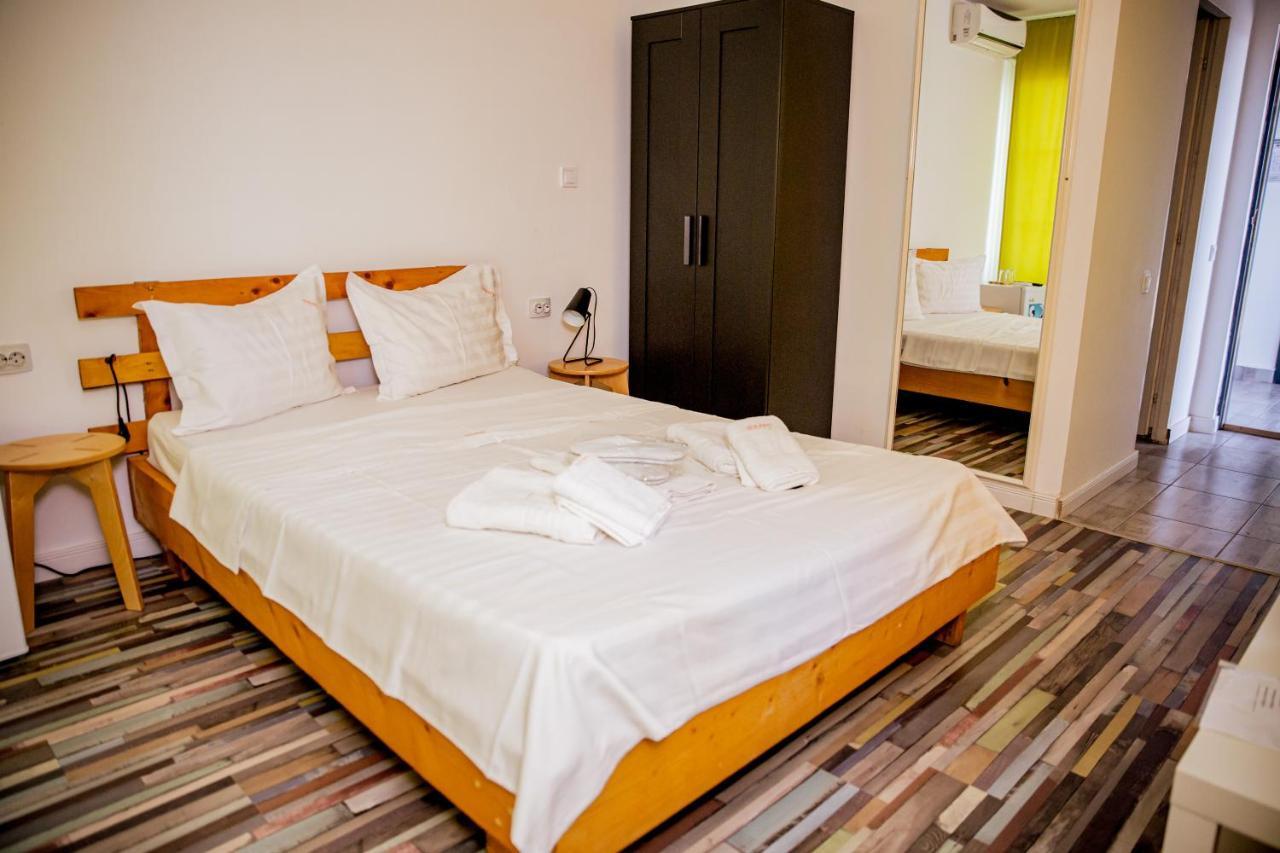 Happy In Vama Veche Hotel Exterior foto
